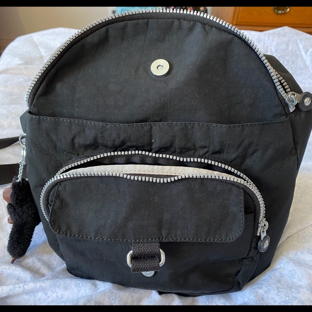 🎒KIPLING 🎒women’s back pack black 🎒
